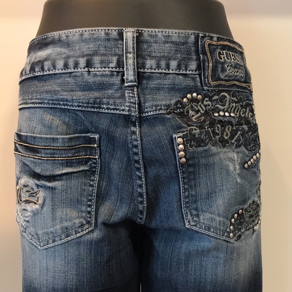 Guess jeans. Daredevil skinny fit. Grommets, distress, embroidery. Size 28 - Picture 1 of 16